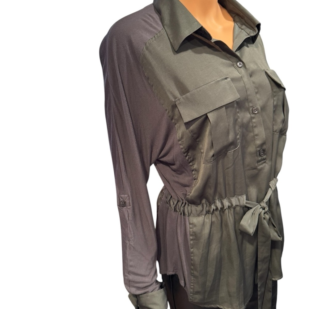 NEW YORK AND COMPANY Gray Button-Down Tie Waist Blouse Large - Picture 3 of 7